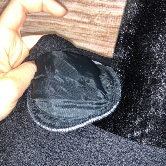 Maggy London Shift Short Sleeve Dress - Picture 8 of 8